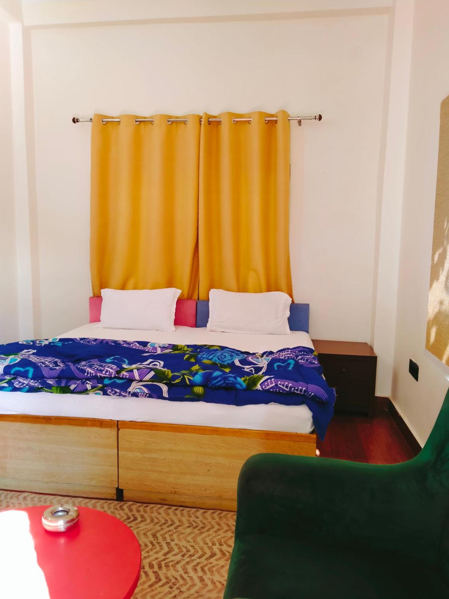 Manbhawan River Resort Kokhliyal Gaon Exteriör bild